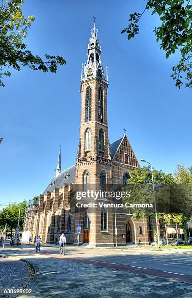 st. joseph cathedral in groningen, the netherlands - groningen stad stockfoto's en -beelden