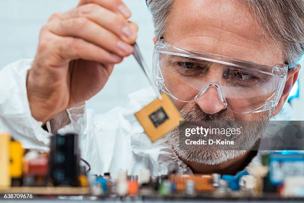 Electronics Engineer Face 4,525 Chip Face Stock Photos, High-Res Pictures, and Images - Getty Images