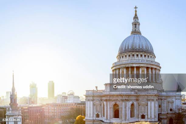 st paul's cathedral - st paul's cathedral london stock-fotos und bilder