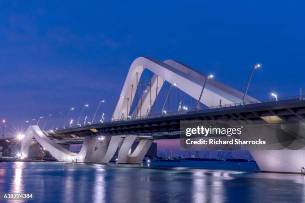 sheikh zayed bridge, abu dhabi - sheikh zayed bridge stock pictures, royalty-free photos & images