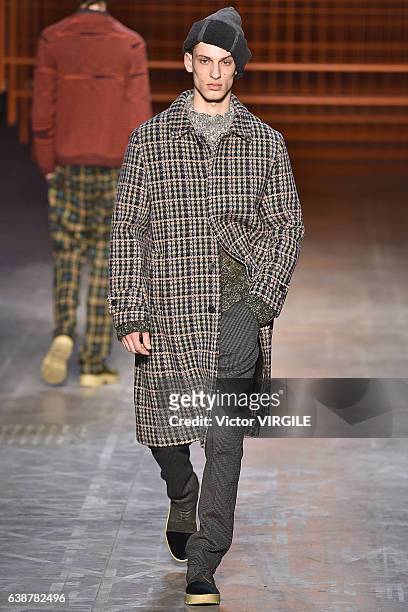 Model walks the runway at the Missoni show during Milan Men's Fashion Week Fall/Winter 2017/18 on January 15, 2017 in Milan, Italy.