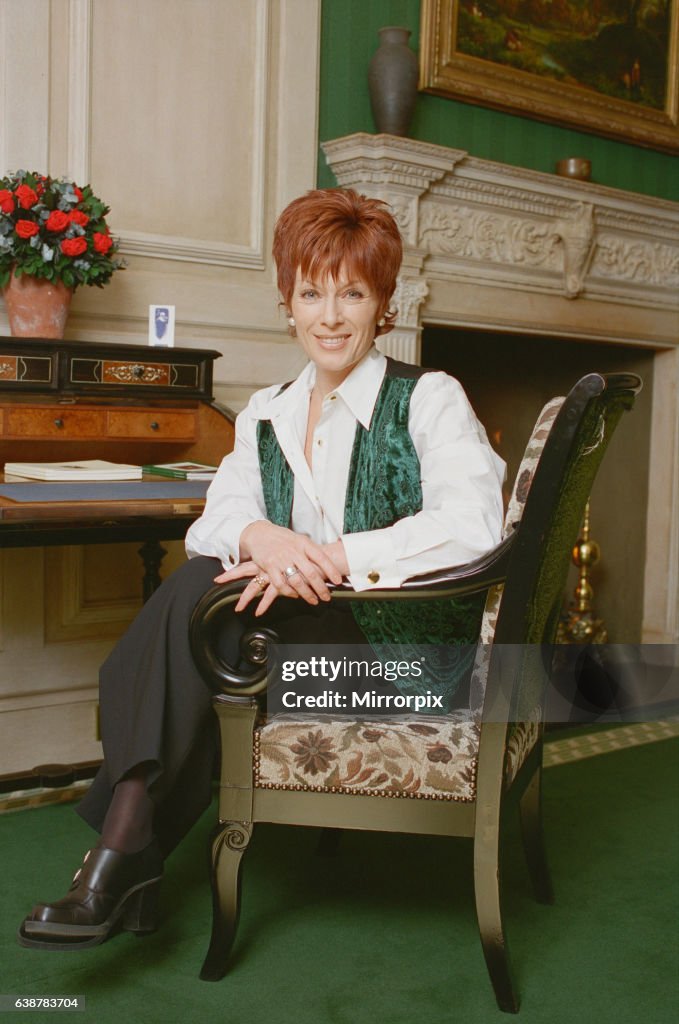 Jill Gascoine Television Actress Best Known For Her Role As News jill-gascoine-television-actress-best-known-for-her-role-as-news