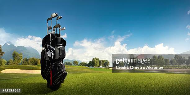 golf: golf course - golfclub stockfoto's en -beelden