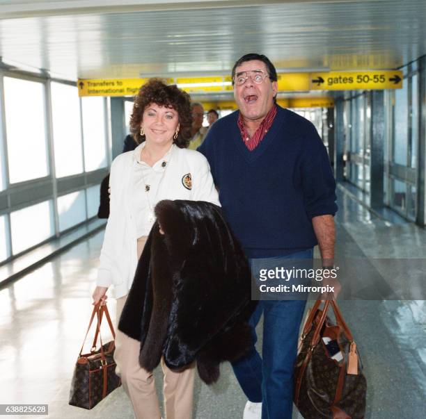Jerry Lewis and his wife SanDee Pitnick at LAP. 16th November 1989.