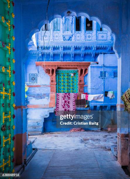 blue houses jodhpur rajasthan india - jodhpur imagens e fotografias de stock
