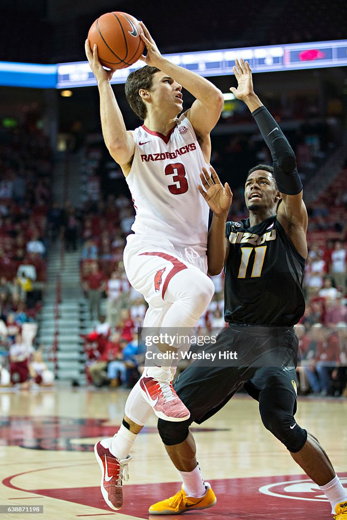 Missouri v Arkansas