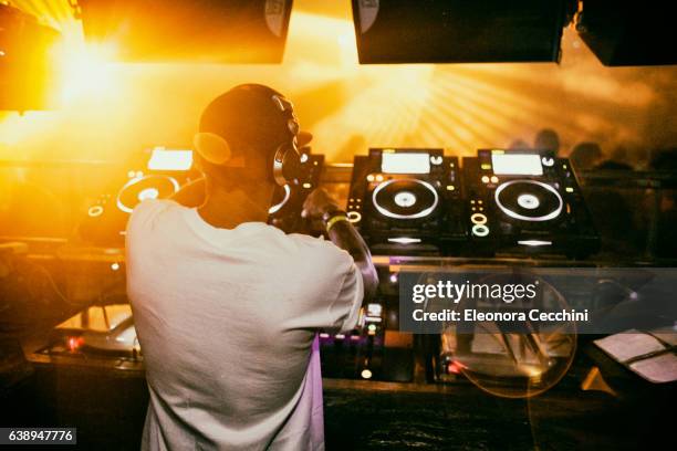 dj boot - edm dj stock pictures, royalty-free photos & images