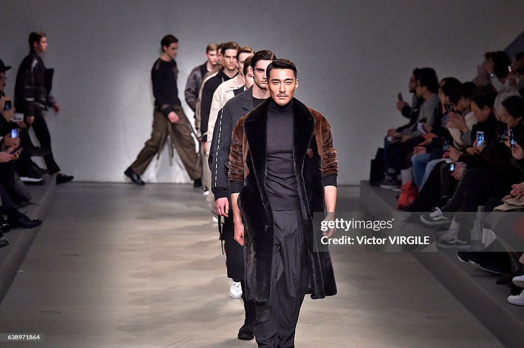 Consistence - Runway - Milan Men's Fashion Week Fall/Winter 2017/18