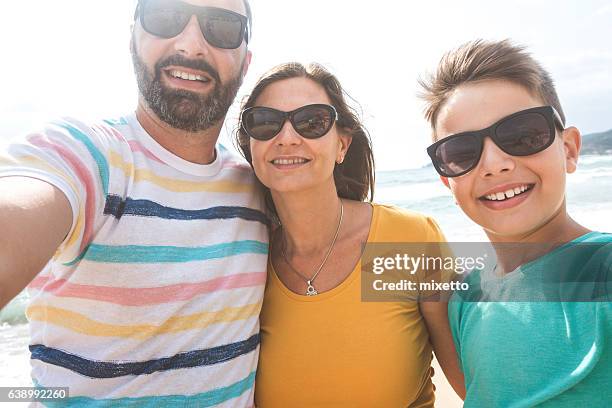 family summer selfie - 40s couple sunny stock pictures, royalty-free photos & images