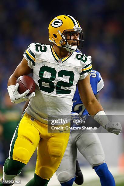 Richard Rodgers of the Green Bay Packers plays against the Detroit Lions at Ford Field on January 1, 2017 in Detroit, Michigan.