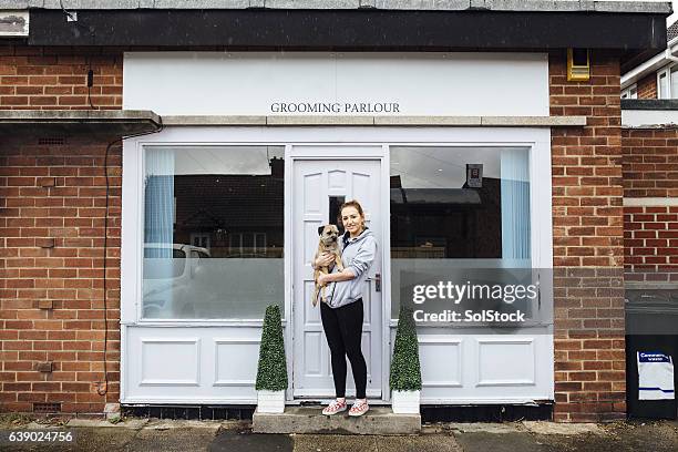 Grooming Building Building Owner Outside Photos and Premium High Res Pictures - Getty Images