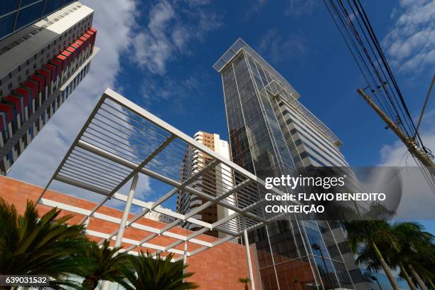 cidade de londrina no brasil - estrutura construída fotografías e imágenes de stock