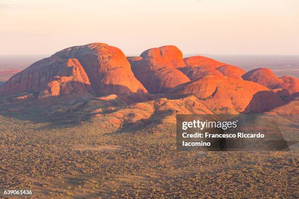 kata tjuta at sunrise, australia - kata tjuta the olgas stock pictures, royalty-free photos & images