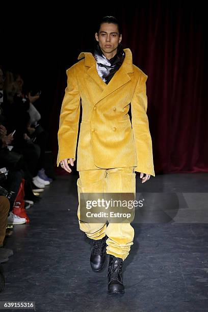 Model walks the runway during the Y/Project designed by Glenn Martens Menswear Fall/Winter 2017-2018 show as part of Paris Fashion Week on January...