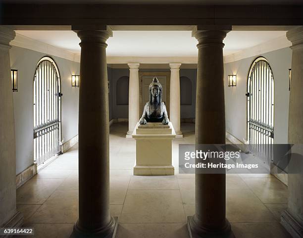 Chiswick House, London, c1990-2010. The Link Building ground floor room. A general view of the room and the lead sphinx. Chiswick House is a...