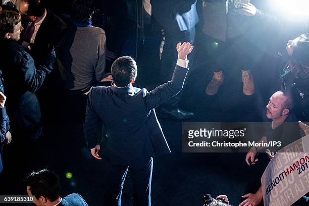 Surrounded by his supporters, candidate to the Primary Election of the left wing Les Socialistes for the 2017 French Presidential Election Benoit...