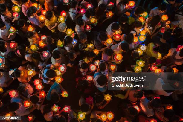 participants in a parade celebrate buddhas festival day vietnam - religion stockfoto's en -beelden
