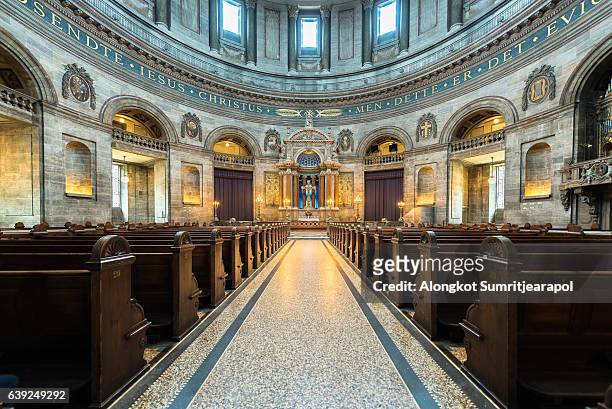 marble church, copenhagen, denmark - amalienborg palace stock pictures, royalty-free photos & images