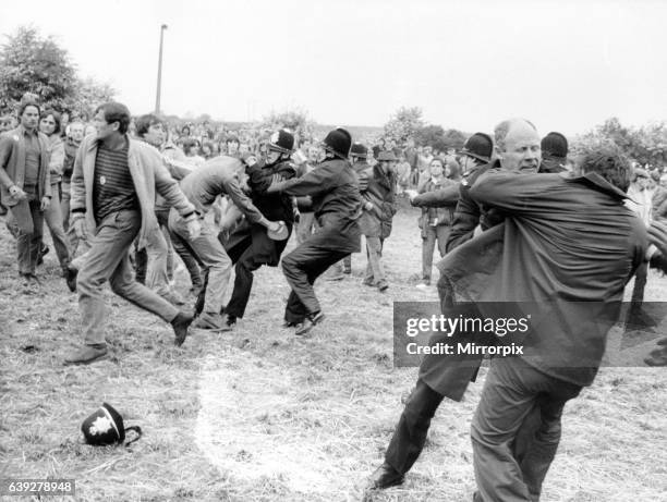 Miners Strike 1984 - 1985, Pictured. Police and Pickets clash, Orgreave coking plant near Sheffield, Yorkshire, Friday 1st June 1984. On 6th March...
