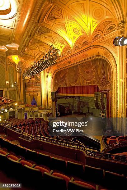 Inside Broadway Theater Photos and Premium High Res Pictures - Getty Images