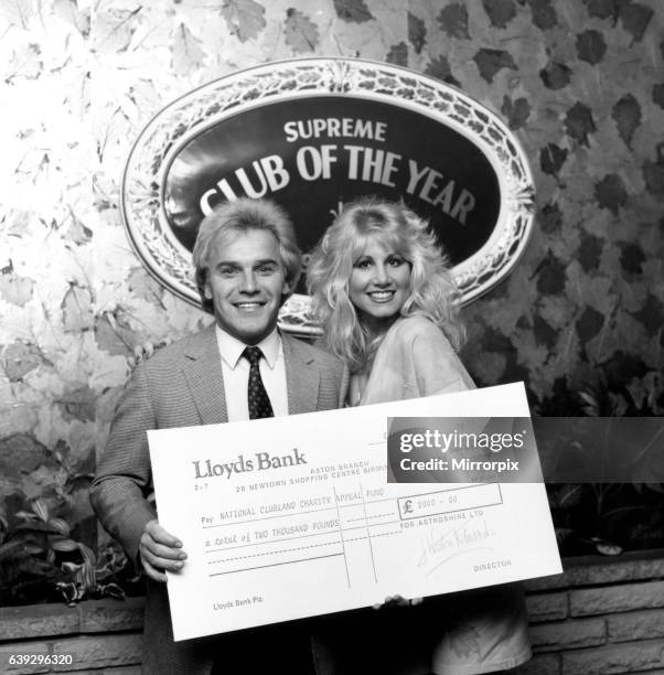 Caz Carrington presents National Clubcard and Charity Appeal cheque to Freddie Starr at Faces nightclub. 24th March 1983.