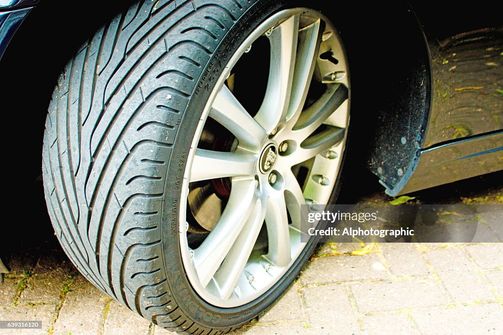 Jaguar XK convertible front tyre