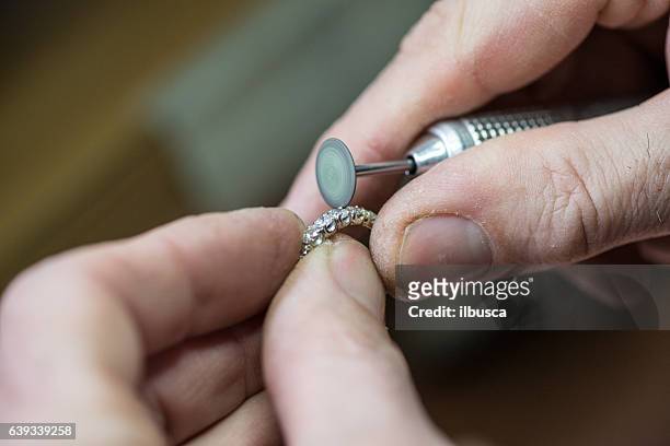 professional gemstone settings jewellery craft laboratory: close up detail - diamond gemstone imagens e fotografias de stock