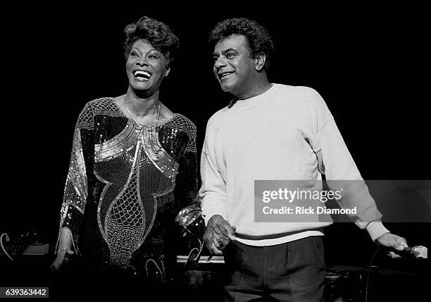 Dionne Warrick and Johnny Mathis perform at The Fox Theater in Atlanta Georgia January 13, 1986