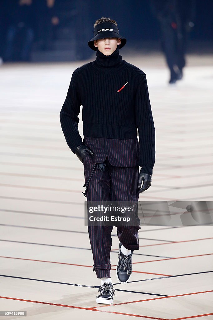 Dior Homme : Runway - Paris Fashion Week - Menswear F/W 2017-2018