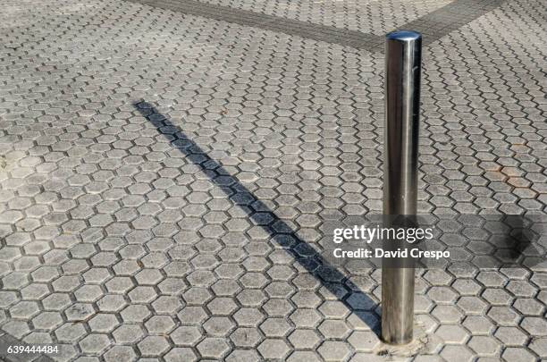 pivot - bollards stock pictures, royalty-free photos & images