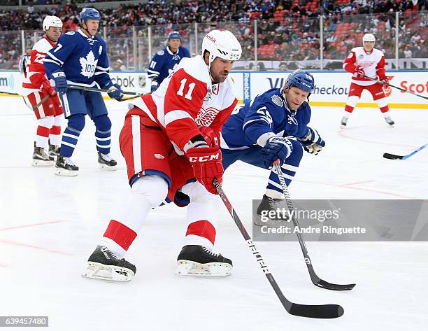 Toronto Maple Mathiue 544 Mathieu Dandenault Photos & High Res Pictures - Getty Images