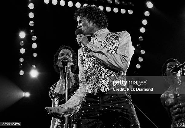 Marlon Jackson, Michael Jackson and Jackie Jackson perform during The Jacksons Triumph Tour at The Omni Coliseum in Atlanta Georgia July 22, 1981