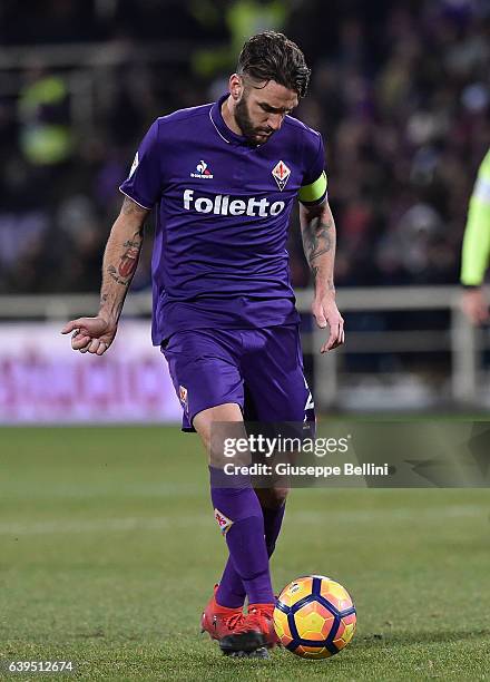 Gonzalo Rodriguez of ACF Fiorentina in action during the Serie A match between ACF Fiorentina and Juventus FC at Stadio Artemio Franchi on January...