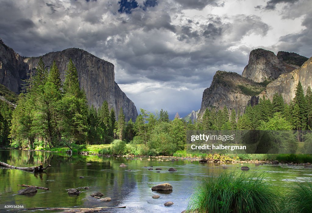 El Capitan e Três Irmãos, Vale de Yosemite