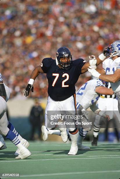 William Perry of the Chicago Bears in action against the Detroit Lions during an NFL football game circa 1987 at Soldier Field in Chicago, Illinois....