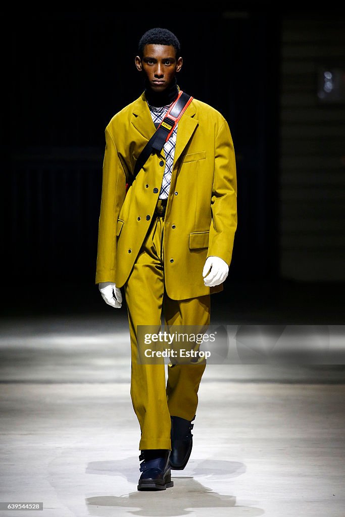 Kenzo : Runway - Paris Fashion Week - Menswear F/W 2017-2018