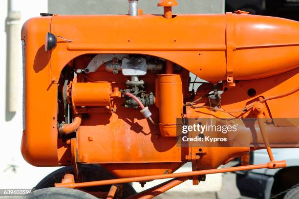 Tractor Engines Photos and Premium High Res Pictures - Getty Images