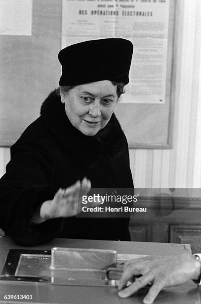 Yvonne de Gaulle casting her vote in Colombey-Les-Deux-Eglises.