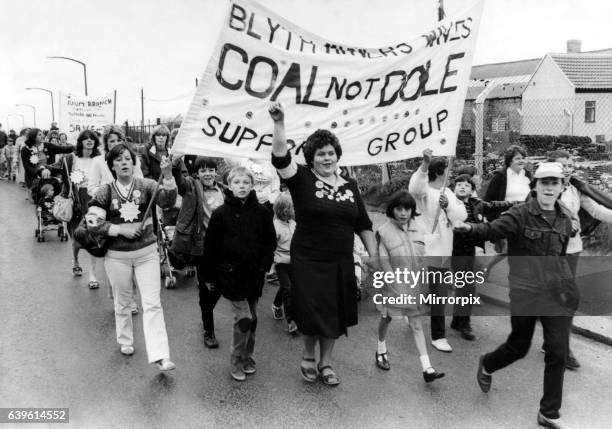 The National Miners Strike 1984 Miners wives today went to a Northumberland miners rally the hard way - they walked from Blyth to Bedlington 9 June...