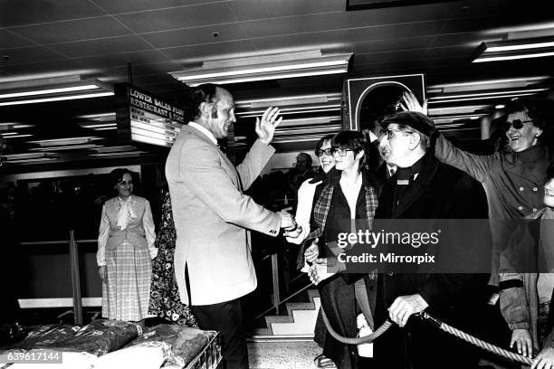 Boxer Henry Cooper visited British Home Stores in Newcastle on 22nd October 1980 to sign autographs and promote Brut aftershave.