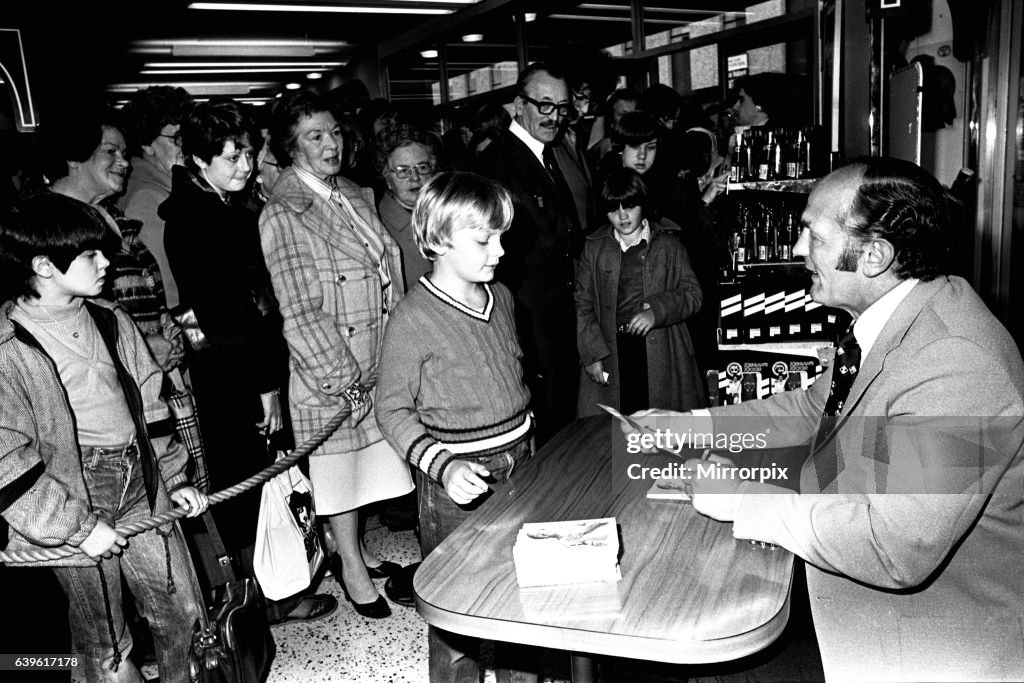 Boxer Henry Cooper visited British Home Stores in Newcastle on 22nd October 1980 to sign autographs and promote Brut aftershave