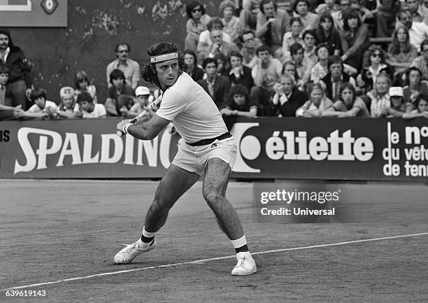 Guillermo Vilas from Argentina during the 1975 Roland Garros French Open.