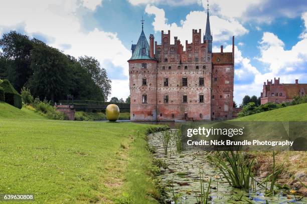 egeskov castle - denmark - funen - fotografias e filmes do acervo