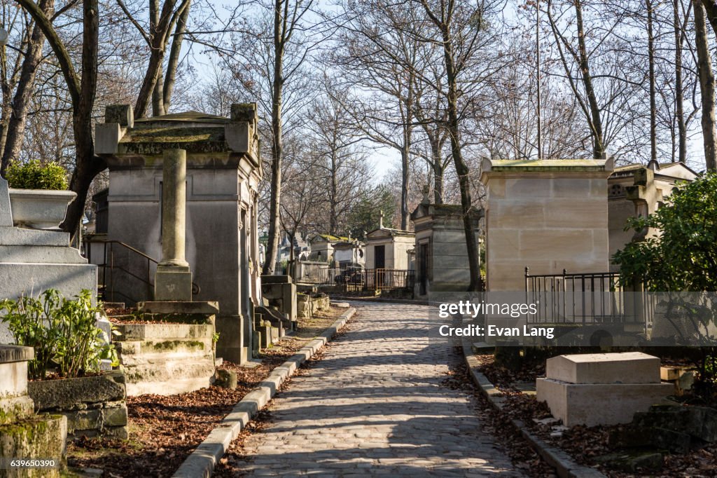 Père Lachaise Cemetery