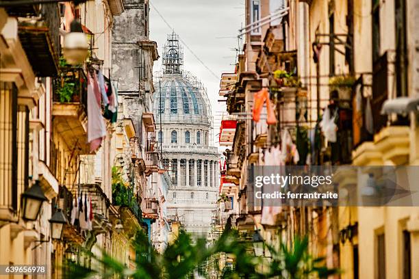 havana capitol building - cuba street stock pictures, royalty-free photos & images