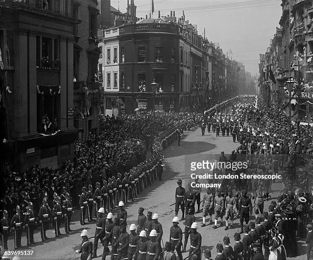 British and colonial troops in Queen Victoria's Diamond Jubilee procession at the junction of King William Street and Cannon Street, London, on their...
