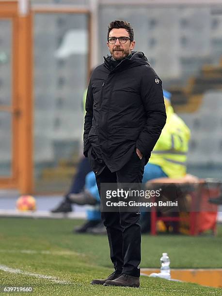 Eusebio Di Francesco head coach of US Sassuolo during the Serie A match between Pescara Calcio and US Sassuolo at Adriatico Stadium on January 22,...