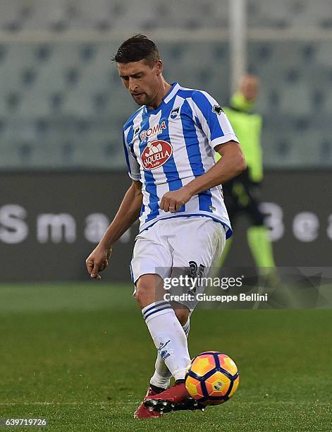 Andrea Coda of Pescara Calcio in action during the Serie A match between Pescara Calcio and US Sassuolo at Adriatico Stadium on January 22, 2017 in...