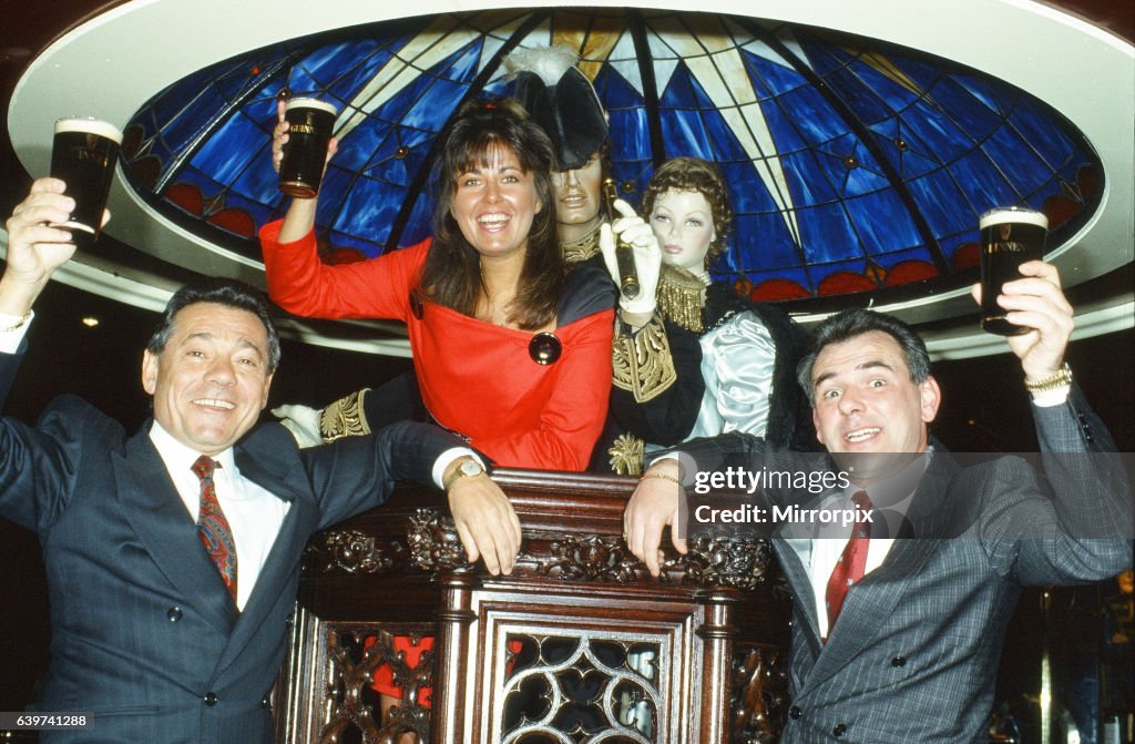 Mario Romano (l) with Debbie Greenwood and Renato Paladini (r), pictured together inside the Rotunda Restaurant in Glasgow, Scotland, 1st September 1988