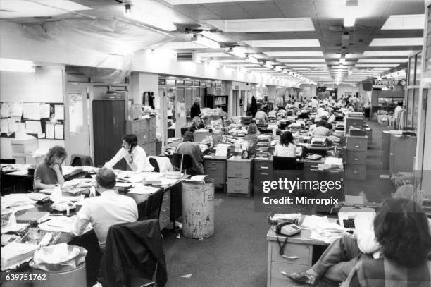 Daily Mirror Editorial Floor, Holborn, London, Circa 1985.